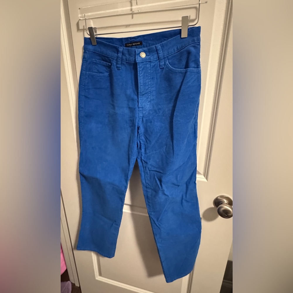 Lucky Brand Cordoroy Jeans. Size 6/28